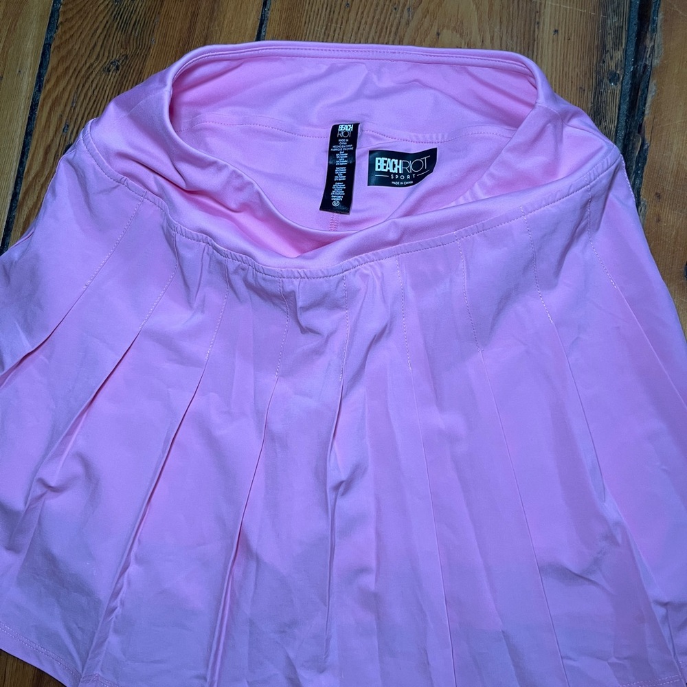 Beach riot, tennis skirt size medium